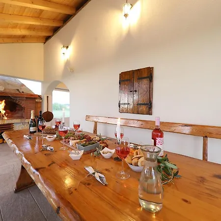 Gode -secluded House With Heated Pool Near The *