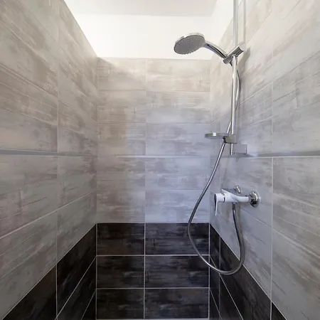 Вилла Gode -secluded House With Heated Pool Near The