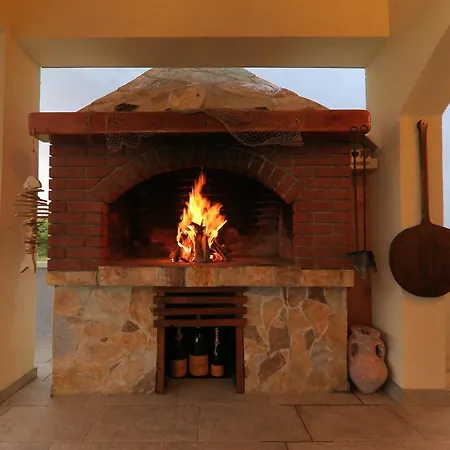 Gode -secluded House With Heated Pool Near The * Nin