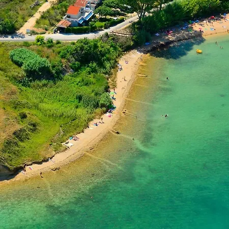Vila Gode -secluded House With Heated Pool Near The