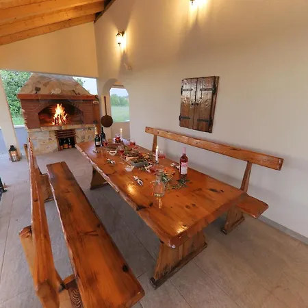 Gode -secluded House With Heated Pool Near The * Nin