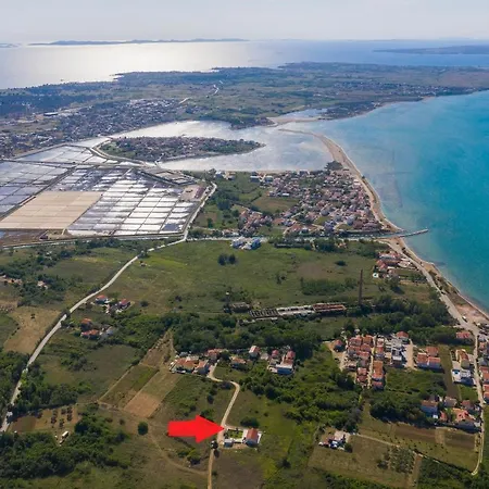 Gode -secluded House With Heated Pool Near The Vila Nin
