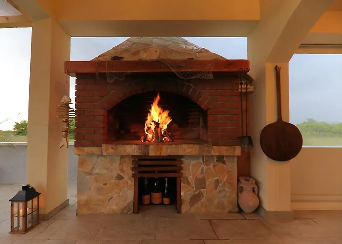 Gode -secluded House With Heated Pool Near The * Nin