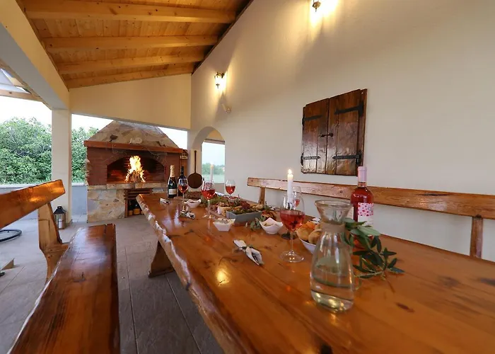 Gode -secluded House With Heated Pool Near The *