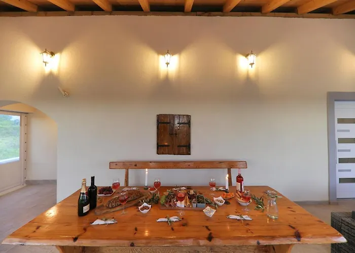 Βίλα Gode -secluded House With Heated Pool Near The Nin