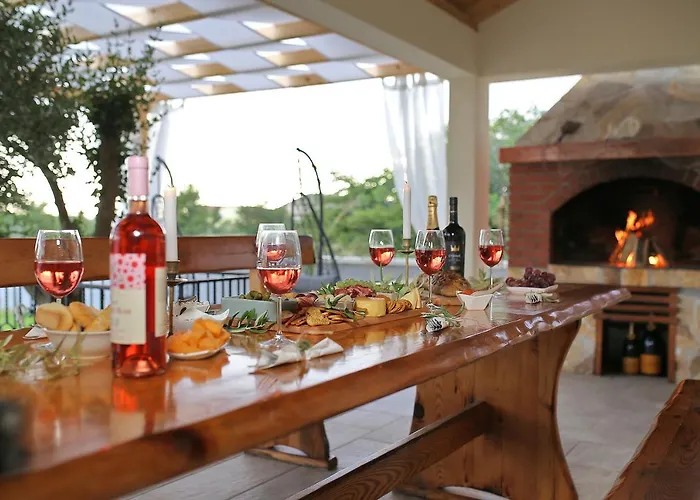 Βίλα Gode -secluded House With Heated Pool Near The Nin