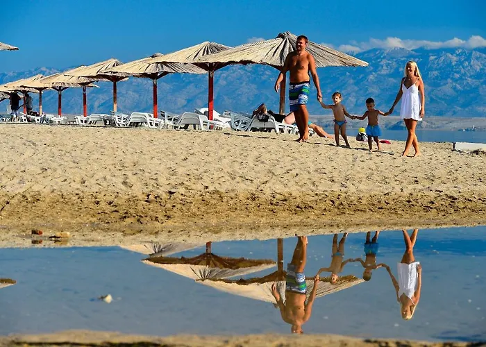 Gode -secluded House With Heated Pool Near The Villa